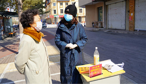 【最美逆行者】戰(zhàn)疫女神，節(jié)日快樂